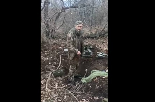 Брутален видеоклип който показва убийството на украински военнопленник на фронта