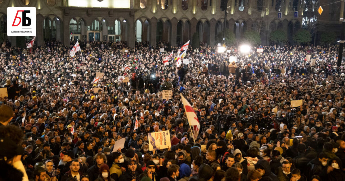 Два дни след сблъсъците между протестиращи и полиция в Тбилиси