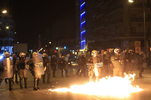 "Има много гняв, много ярост": Протестите в Гърция не спират 