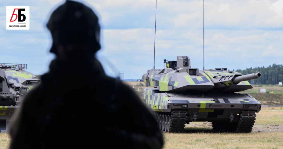 Докато Украйна все още очаква доставките на танковете Abrams и