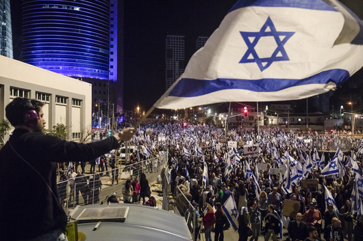 Стотици хиляди израелци участваха в протест който местни медии определят