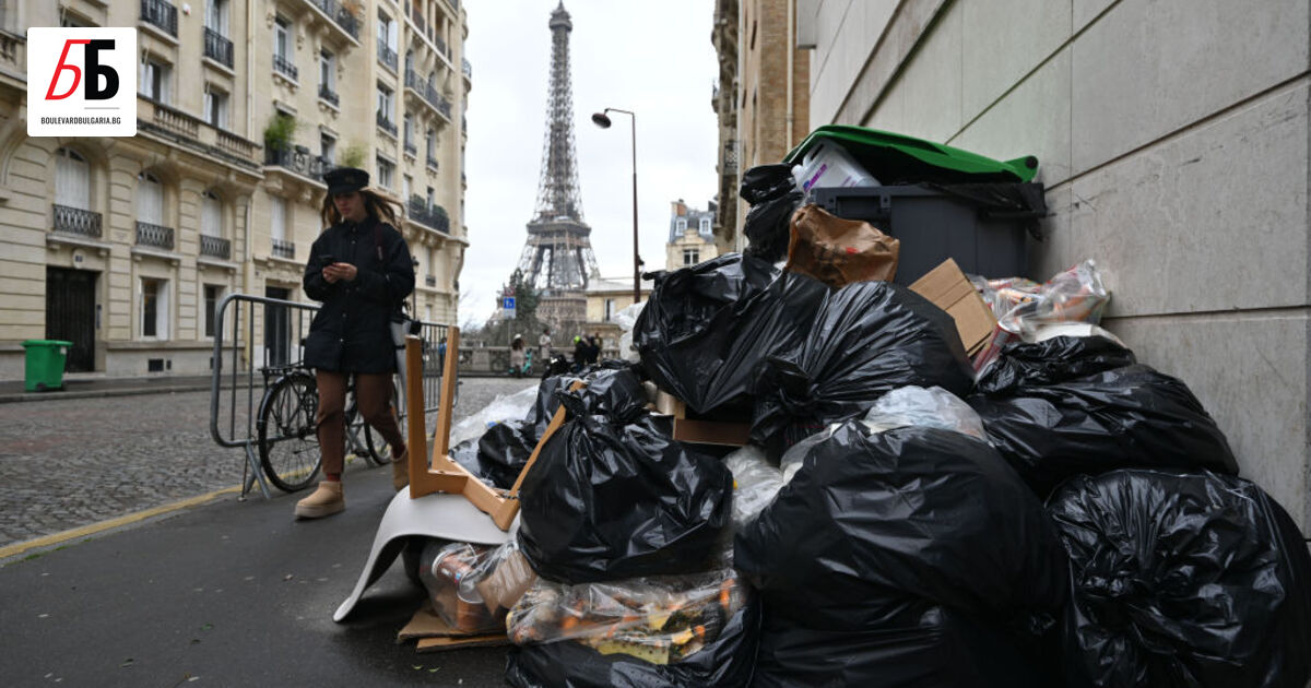 Градът на светлините Париж сега прилича повече на града на