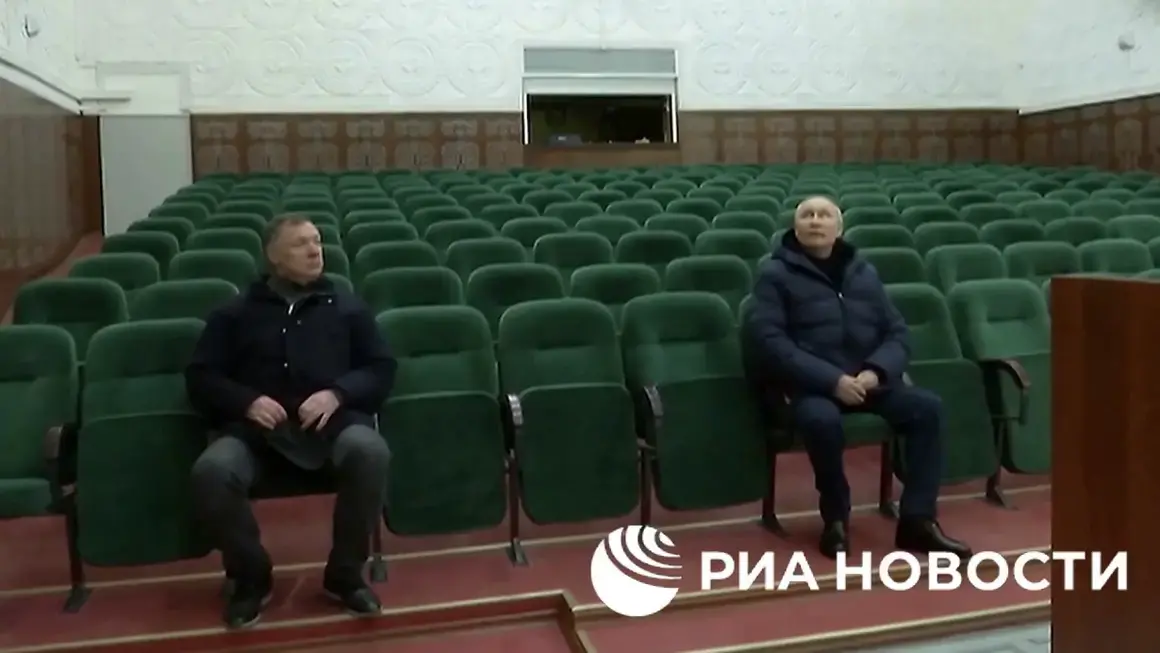 Кремъл показа как Путин обикаля разрушения Мариупол с автомобил