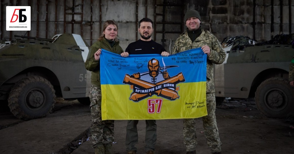 Украинският президент Володимир Зеленски посети Донецката област, в която се