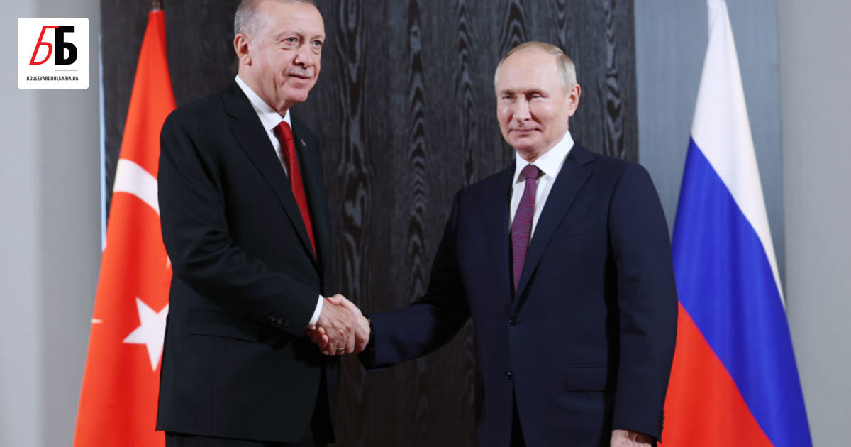 Руският президент Владимир Путин е провел телефонен разговор с турския