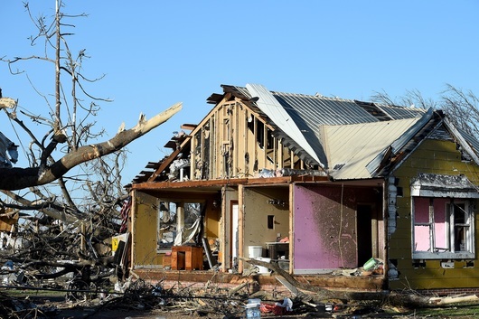 Байдън обяви извънредно положение след смъртоносното торнадо в Мисисипи