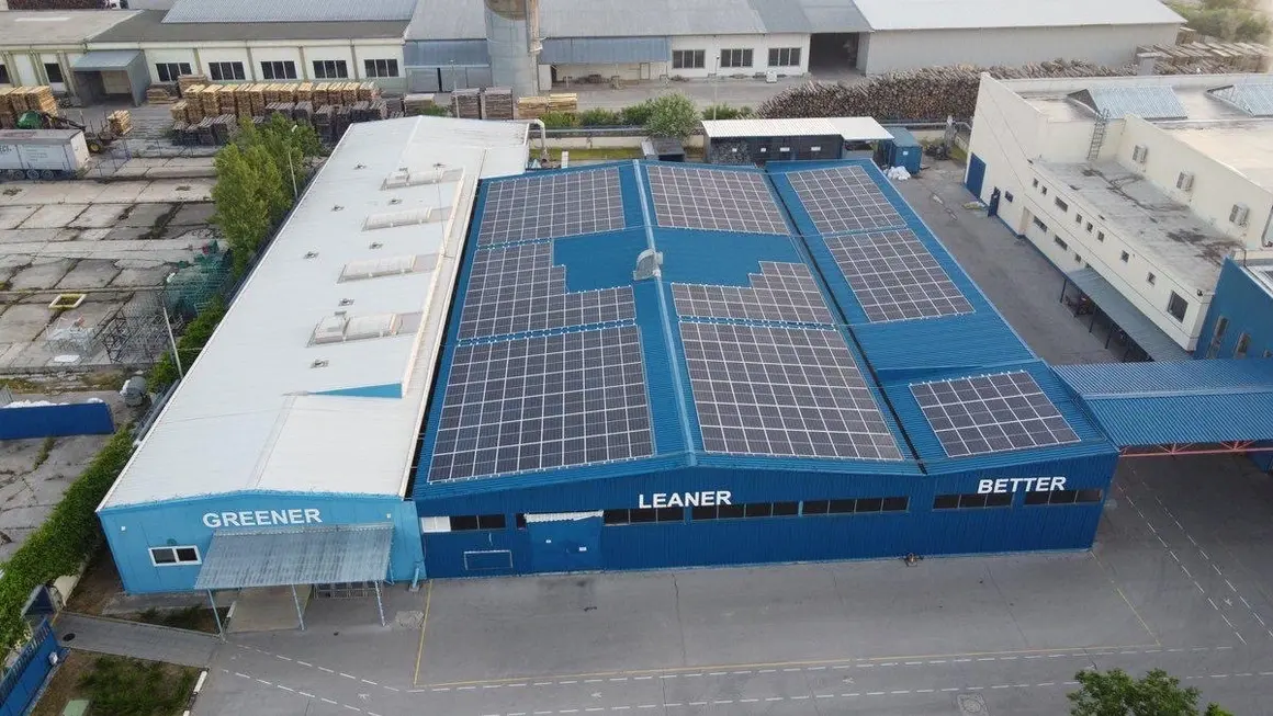 Най-големият производител на чорапи в България напуска страната