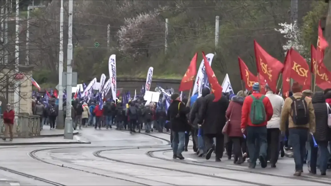 И чехи излязоха на протест срещу планирана пенсионна реформа