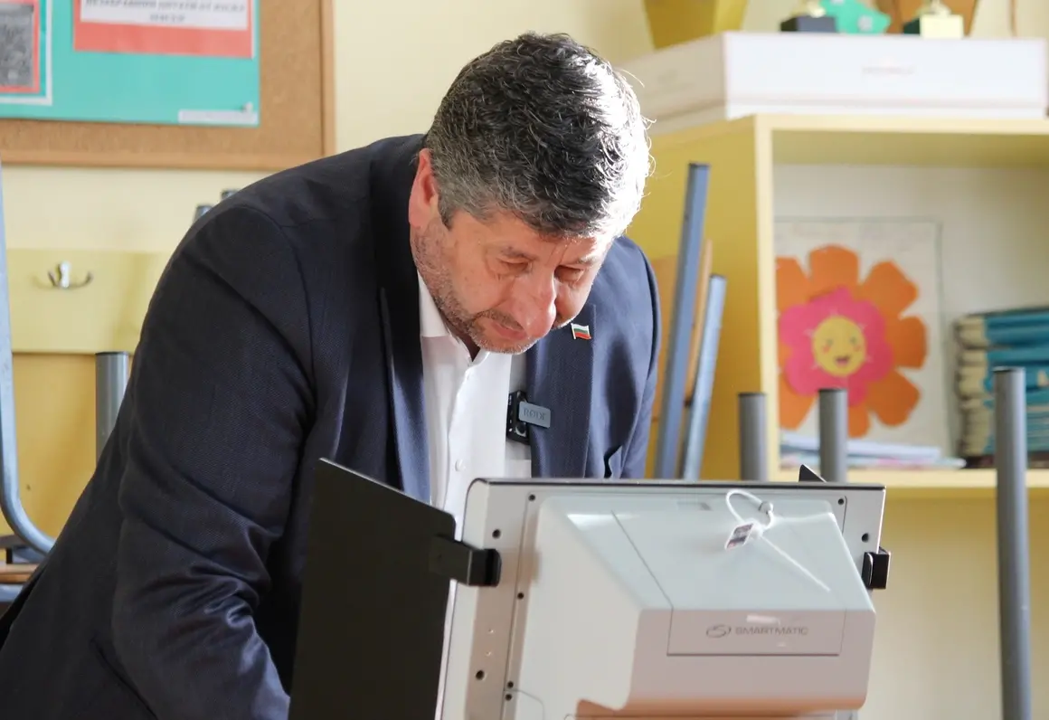 Христо Иванов определи днешния ден като "прекрасен да тласнем страната напред"