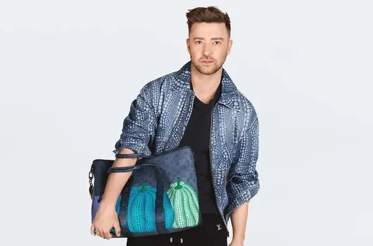 Джъстин Тимбърлейк подхвърля тикви за кампания на Louis Vuitton x Yayoi Kusama 