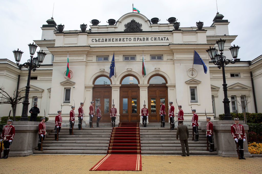 Нови преговори между ГЕРБ и ПП-ДБ за програмата на парламента