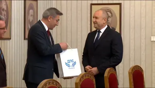 ДПС се оплака, че ГЕРБ и ПП-ДБ правят програма без преговори за кабинет
