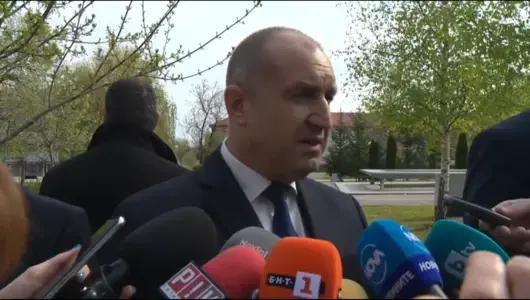 Радев намекна, че няма да бърза с връчването на първия мандат