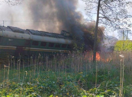 Товарен влак е дерайлирал заради експлозия в руския граничен район