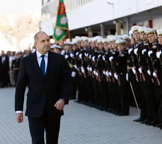 Радев отива лично да открие пилона в Рожен