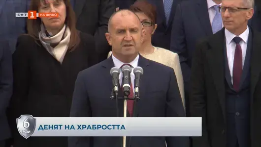 Радев обвини партиите в "неграмотни и користни експерименти" с армията навръх 6 май