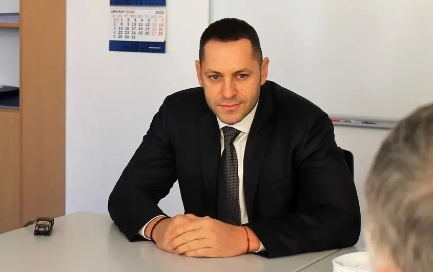 Оправдан: първото дело "къща за тъща" приключи в полза на кадъра на ГЕРБ Александър Манолев