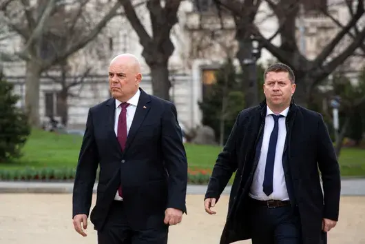 7 месеца по-късно все още няма заподозрян за взрива срещу кортежа на Гешев