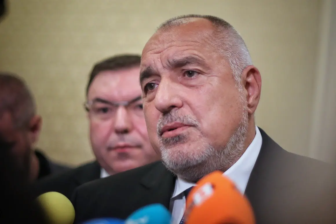 Борисов смъмри ДАНС в защита на Кирил Петков
