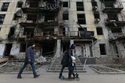 Някога оживеният украински град Мариупол сега се е променил драстично