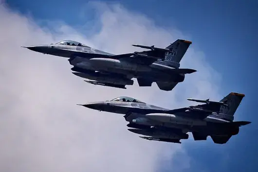 Превъоръжаване. Вторите 8 изтребителя F-16 за България ще са готови през 2027 г.