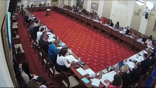 Правната комисия отхвърли ветото на Радев върху промените в Закона за съдебната власт