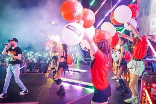 Любимото на хиляди български тийнейджъри турне Coca Cola The Voice Happy