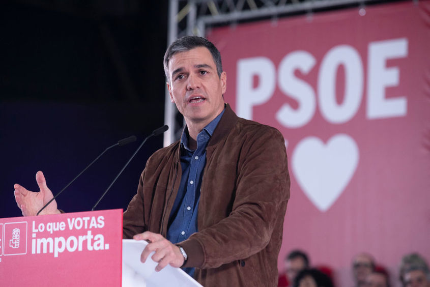 Испания отива на предсрочни избори след тежка загуба на социалистите в местния вот