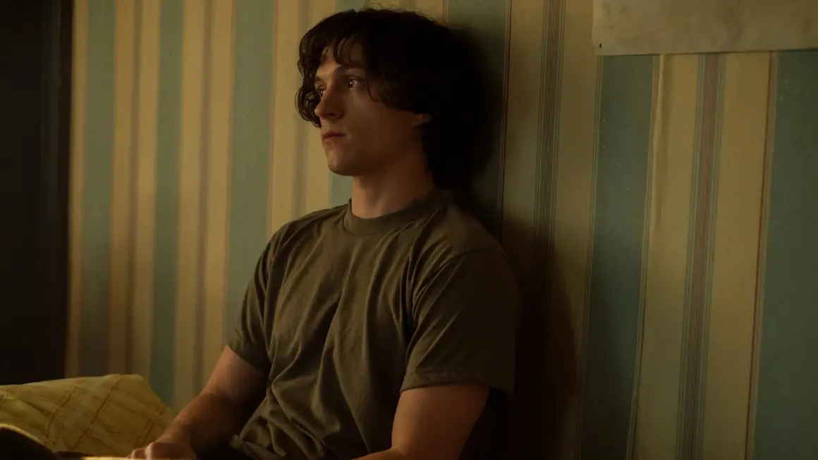 The Crowded Room (Apple TV+) - 9 юни