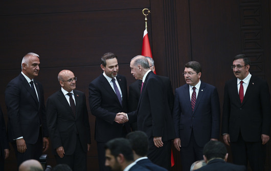 Турският президент Реджеп Тайип Ердоган обяви новия си кабинет след