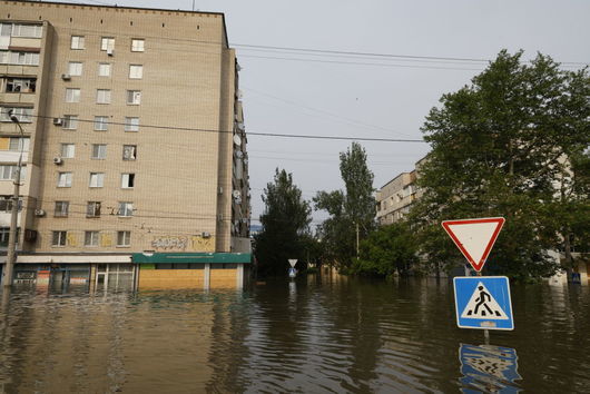 Наводненията в Херсон взеха първите си жертви 