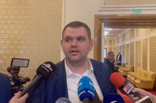 Депутатът от ДПС Делян Пеевски се отказа да внася искане