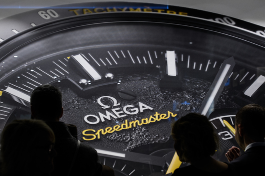 Швейцарският производител на луксозни часовници Omega заяви че е станал
