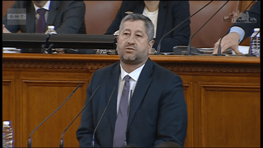 Христо Иванов приветства отстраняването на Гешев като "добра новина на трупчета"