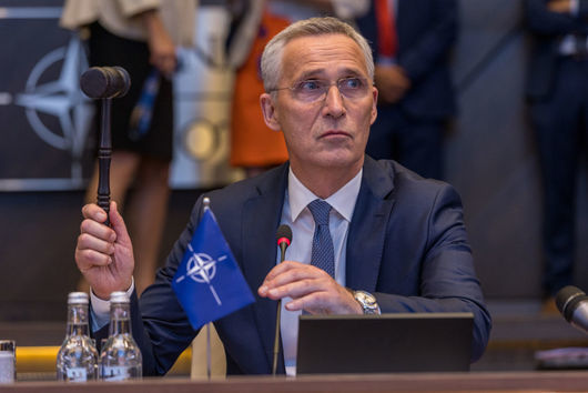 Генералният секретар на НАТО Йенс Столтенберг пристига в България за