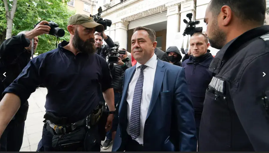 От разследването за “отпадъците” изпадна списък с най-богатите българи от прехода