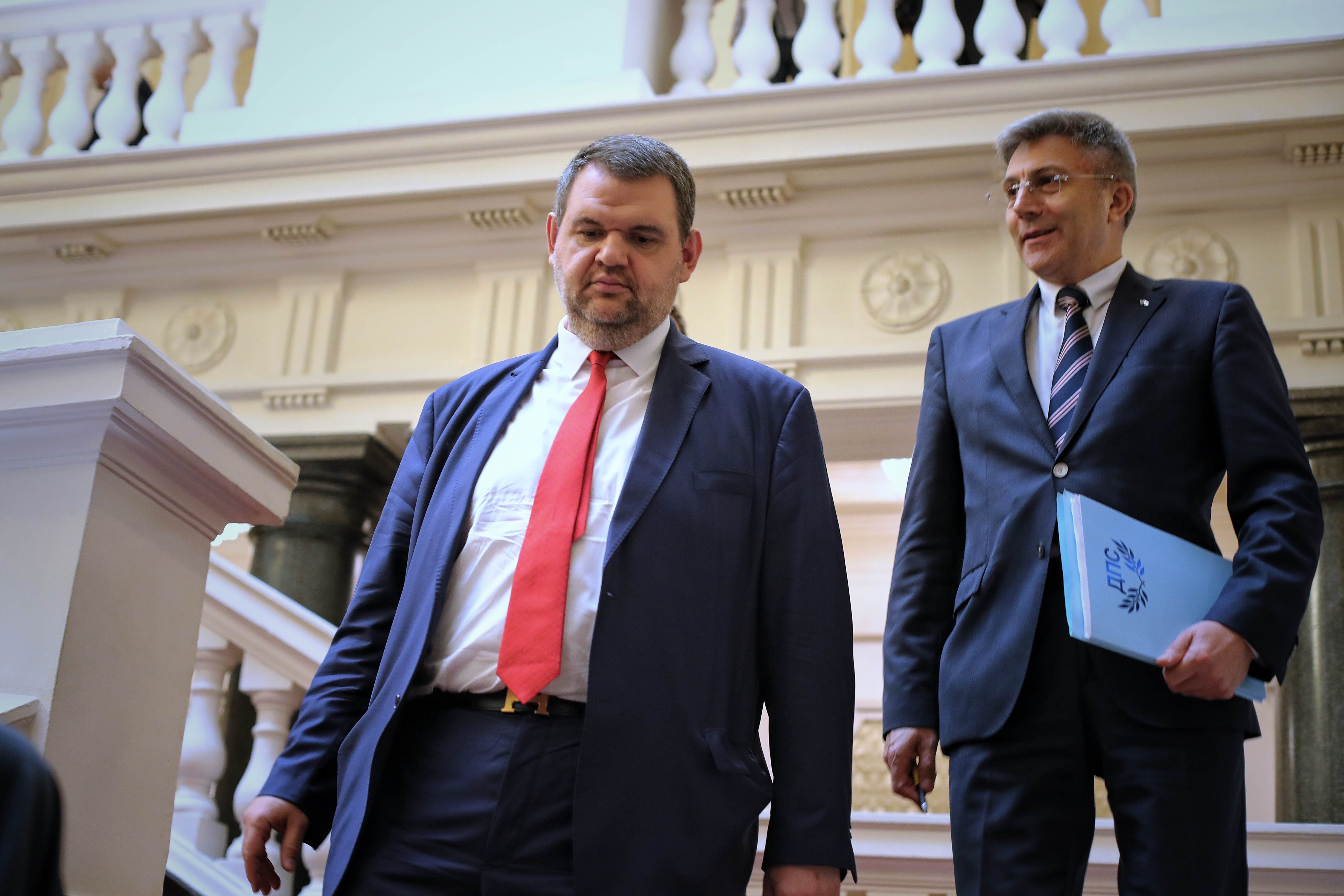 Депутатът Пеевски не бил доволен от модела на работа на Асен Василев