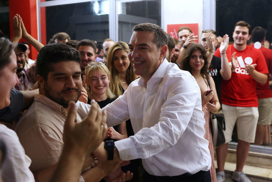 Бившият премиер на Гърция Алексис Ципрас подава оставка като лидер
