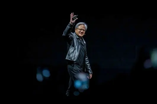Какво е общото между възхода на Nvidia и страха за демокрацията?  