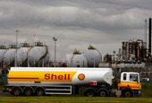 Shell победи екозащитници в съдебен спор за парниковите емисии