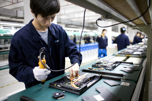 Китай ограничава износа на два метала които са ключови за