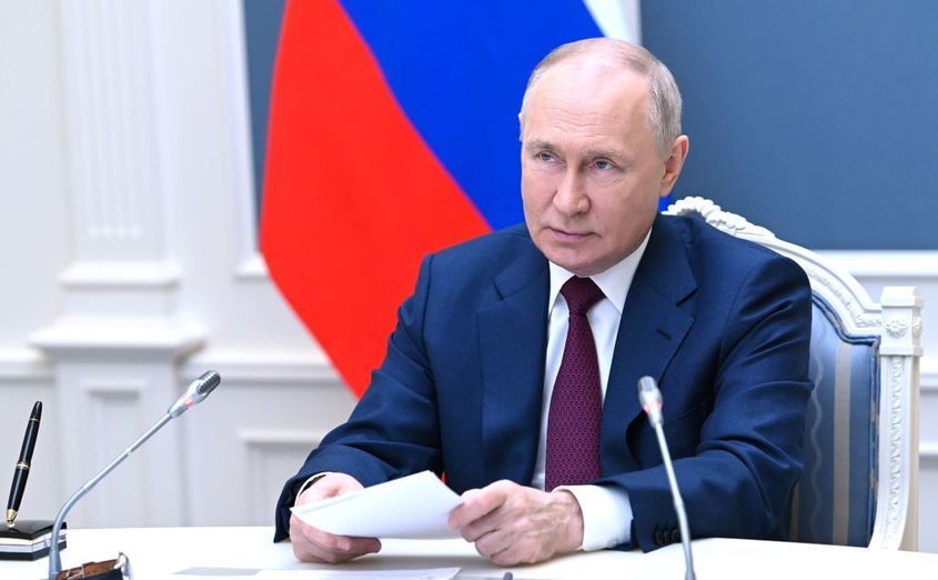 Путин се похвали, че санкциите правят Русия по-силна