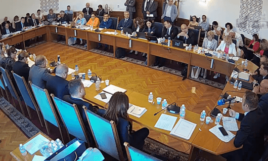 Комисията по правни въпроси ще предложи на Народното събрание да