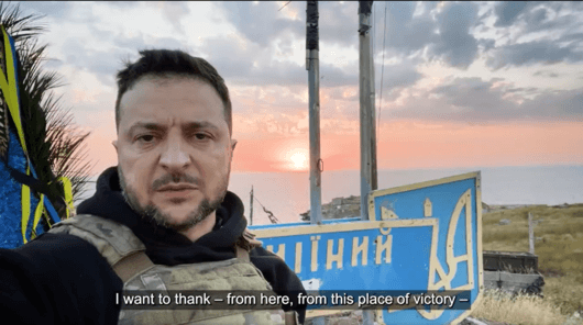 500 дни война: Зеленски посети Змийския остров и поздрави "смелите" войници 
