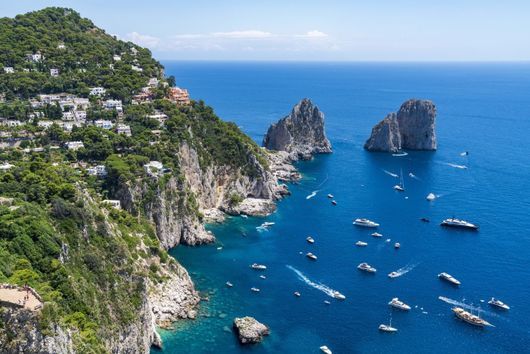 Пет места, които да посетите на остров Капри