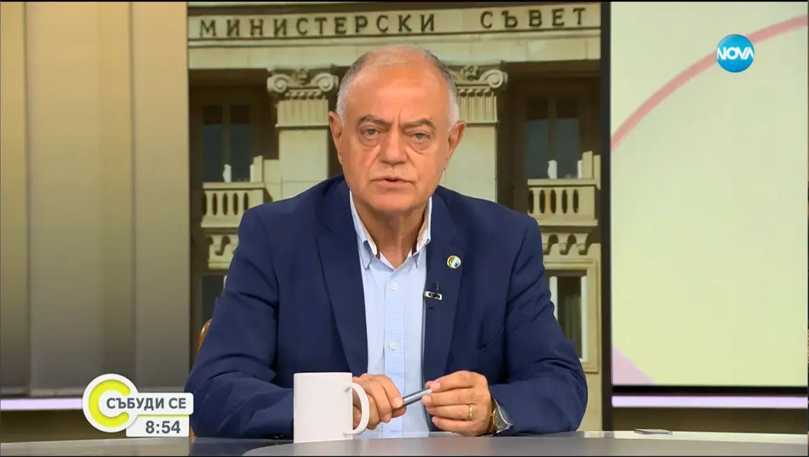 Атанас Атанасов ще поиска вот на доверие от ДСБ, въпреки че партията запазва резултатите си в НС и ЕП