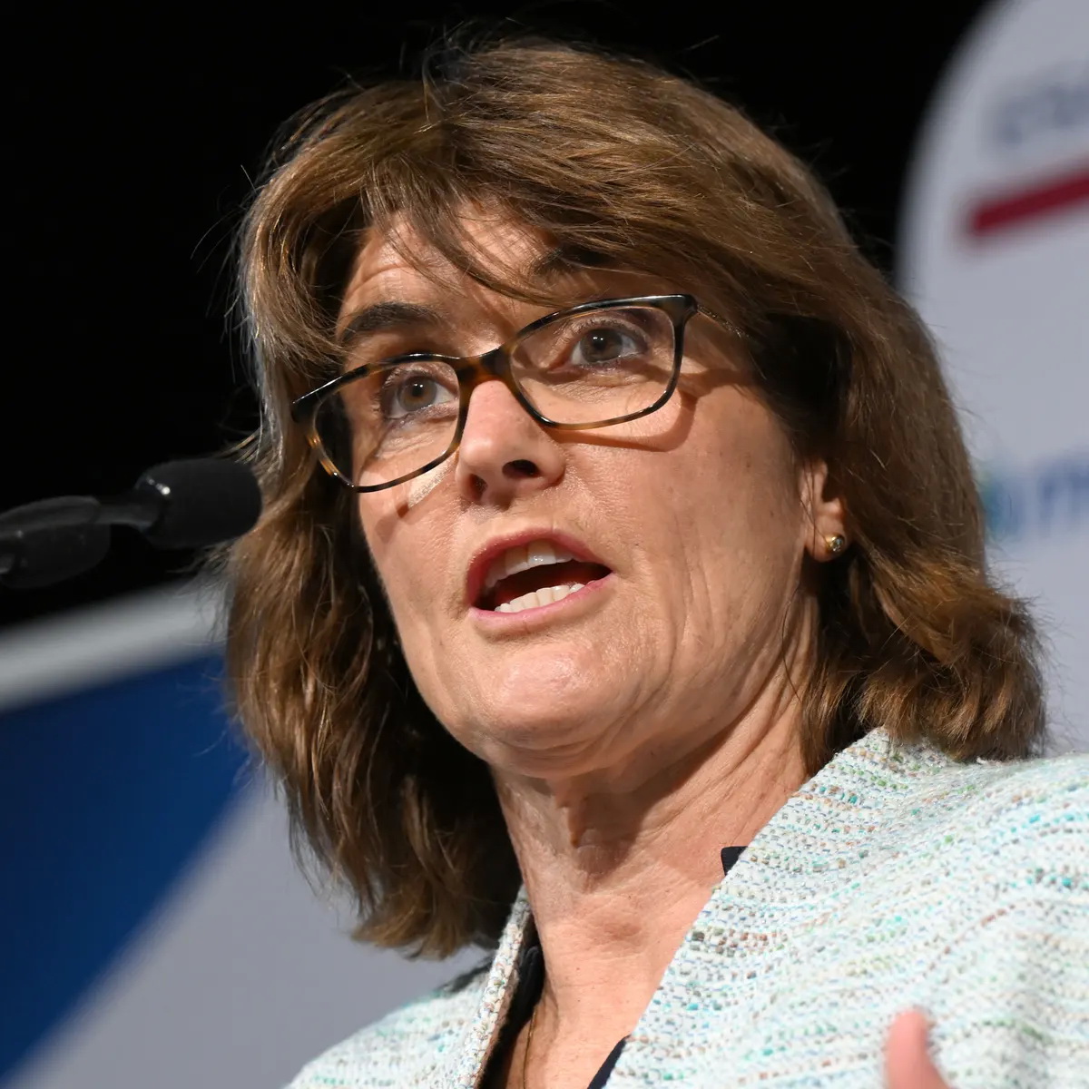 Австралия за първи път назначава жена за ръководител на централната банка, Мишел Бълок