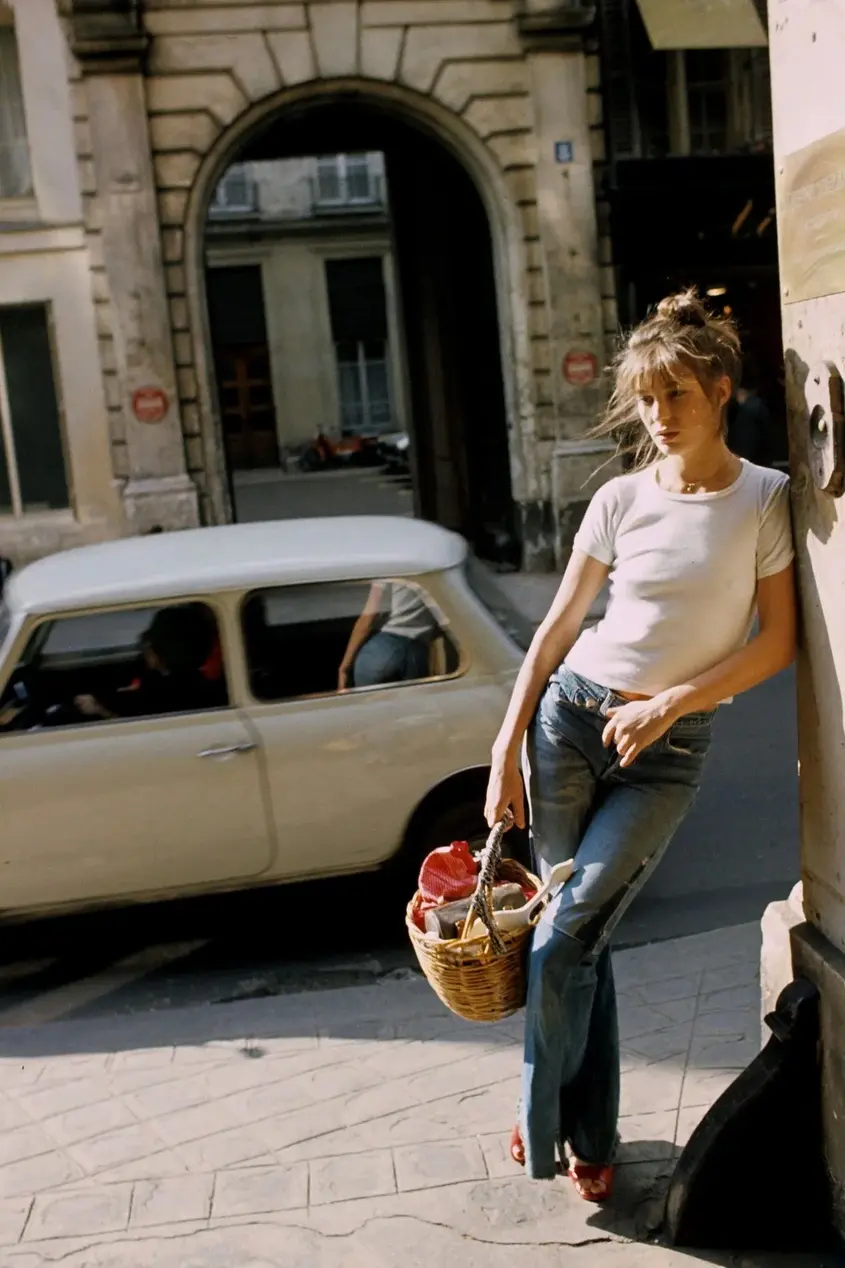 Историята зад чантата Birkin: Джейн Бъркин, случайна среща в самолет и скица върху хартиена торбичка
