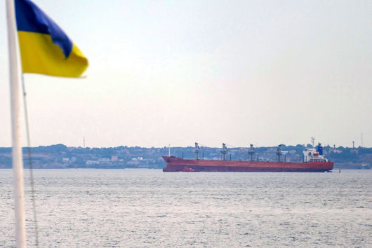 Москва атакува украински пристанища само ден след като прекрати сделката за износ на зърно