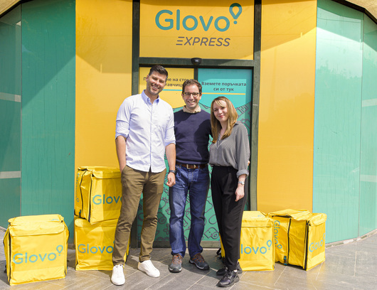 Платформата за доставяне на продукти и храна Glovo обяви началото